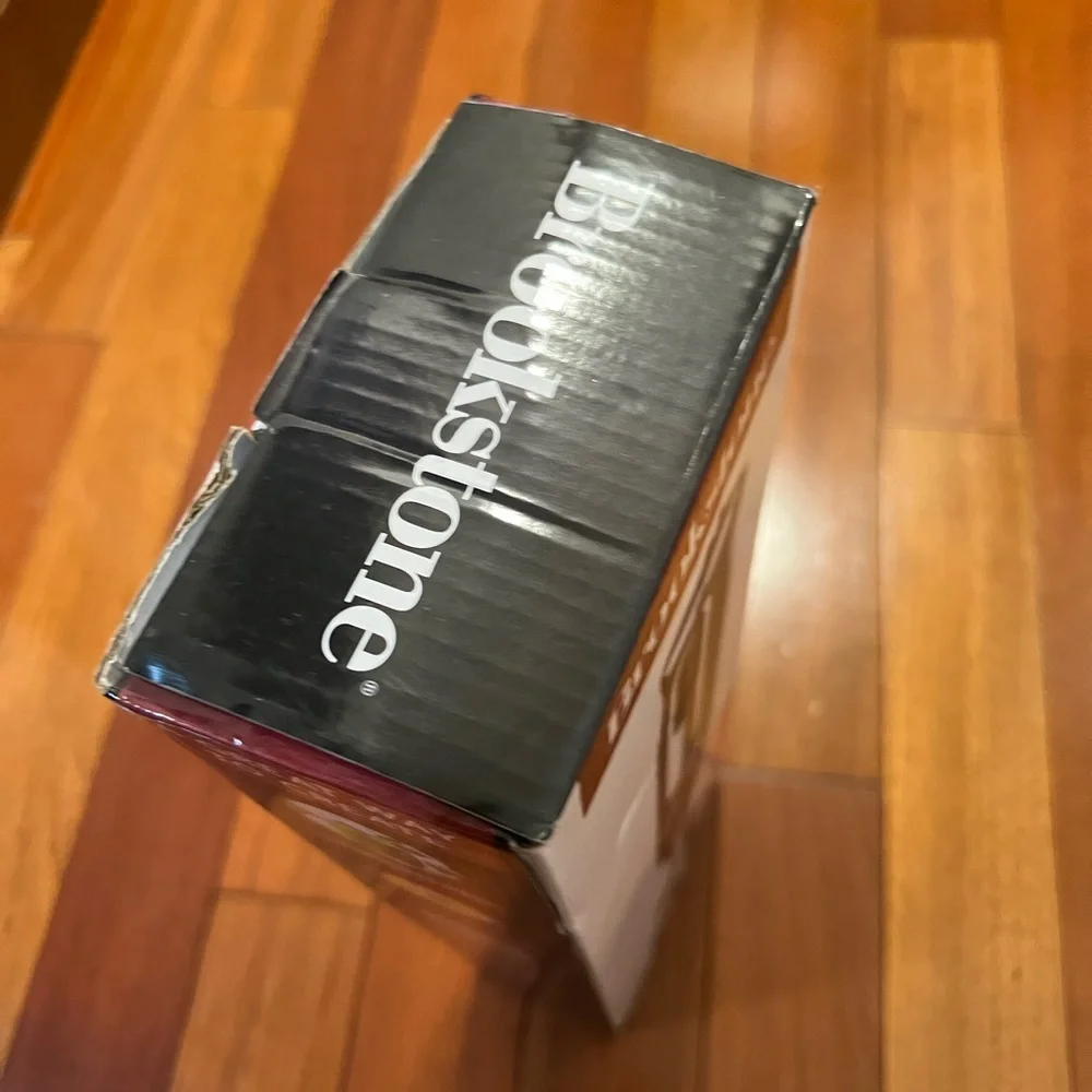 NIB Brookstone 500W Immersion Blender Stainless Steel Blades